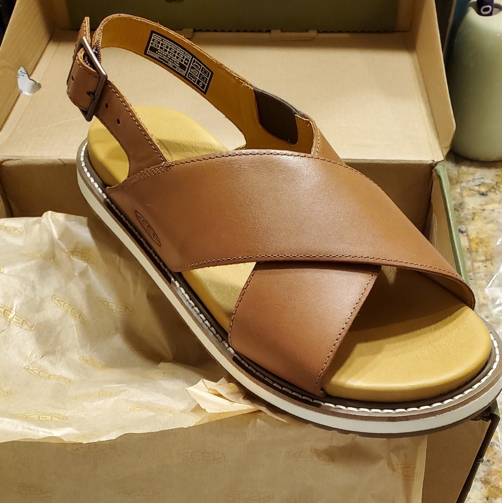 KEEN Leather Cross Strap Sandal